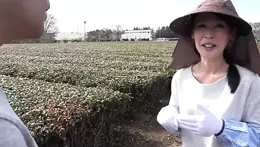 I Picked-Up An Erotic Looking Old Lady Who Works Hard On The Field To Keep Up With That Body. -5