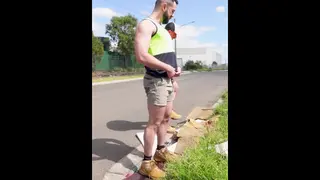 Two Tradies taking a Slash - Pornhub Gay