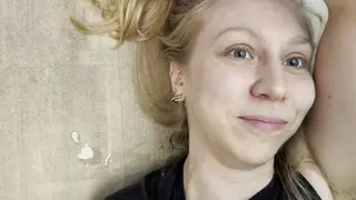 Squirting on my Lesbian Slut, Risky Public Sex in a Mall Fitting Room