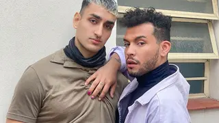 Argentinian Hunk Seduces his Hot Straight Taxi Driver with his Blowjob Skills - DickRides - Pornhub Gay
