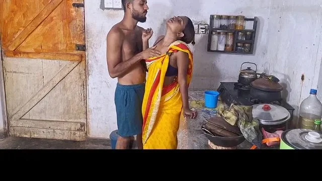 Hot Desi Stepsister Enjoys Hardcore Sex with Stepbrother