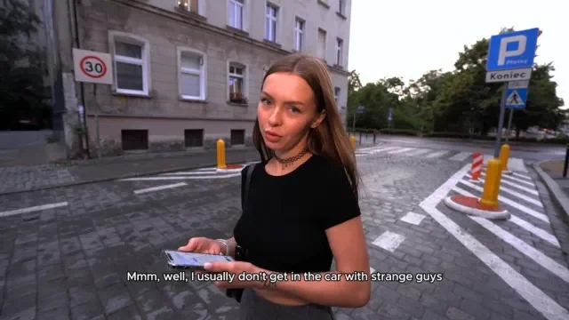 Lis Evans porn video – Met a Beautiful Girl on the Street and Invited Her to My Place.
