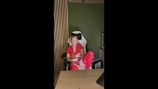 Petite Scottish College Student Plays with Tight Pussy in Class