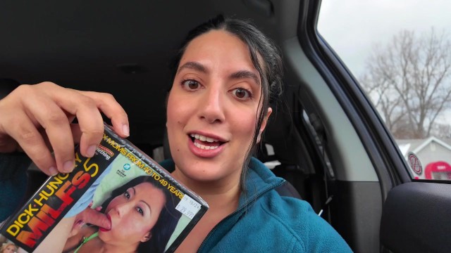 BIG TIT ARAB SLUT BUYS SMUT! Porno Haul
