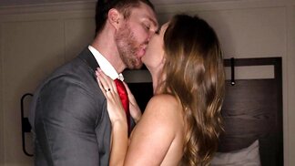 Aaliyah Love and the well endowed stepson Lucas Frost