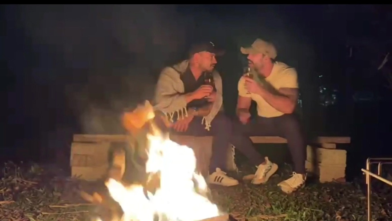 PUTARIA NO ACAMPAMENTO