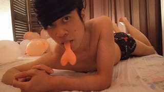 Happy Valentine's Day! Jon Arteen Blows up Balloons, one Pops. the Gay Twink Plays and Dances. SFW - Pornhub Gay