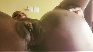 CLOSEUP CLIT SUCKING AND LICKING WITH SHAKING ORGASM