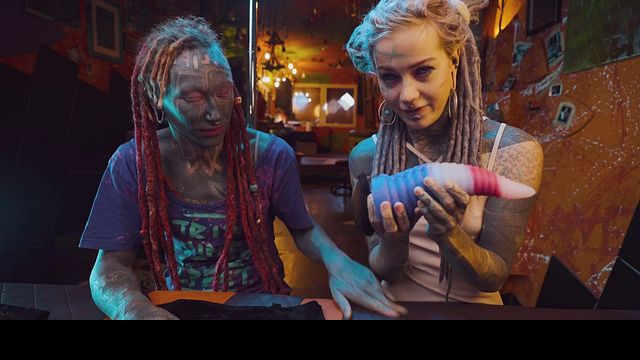 Dirty Dreaz - tattoo couple action