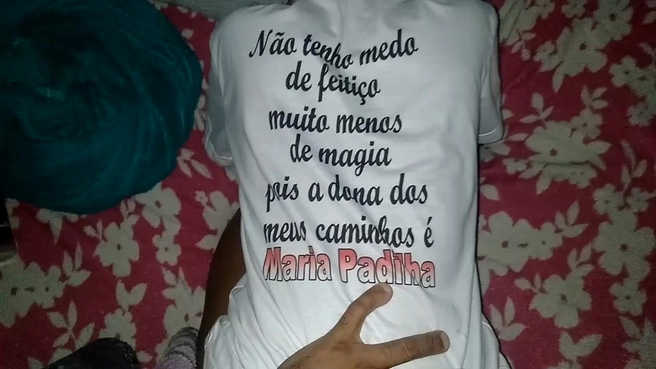 Macumbeira deu o cu para o cliente