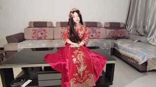 艾娃辅助椅小婉中式婚服白丝袜性爱