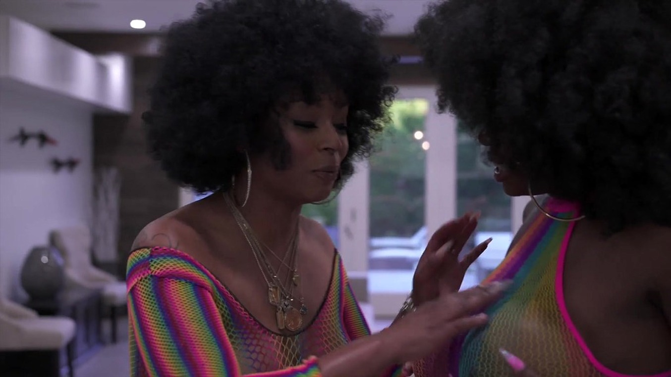 Sexy Pornstars Porsha Carrera and Ebony Mistuqe