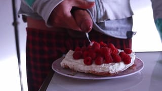 Topping my Cheesecake with my Special Cream - Cum on Food - Pornhub Gay