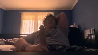 Watch me Shoot this Lazy Cumshot while i Moan at my Desk