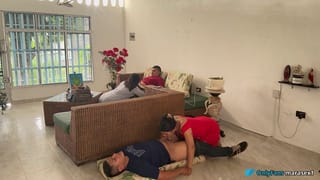 ¿alquiler Demasiado Alto? Ella Pagó Con Garganta Profunda y Coño. Tres Mamadas - Estudiante Caliente De La Vida Real