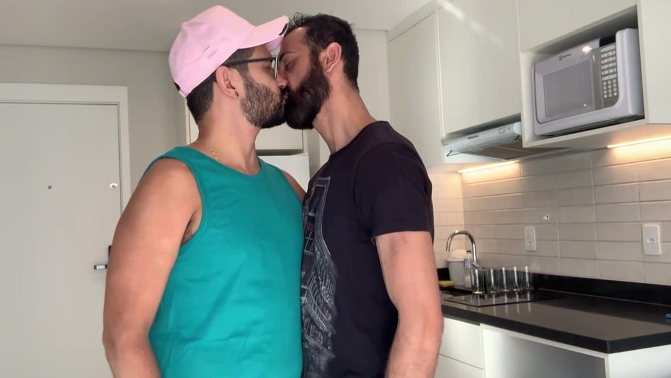 Eli Barcellos porn video – MARCOS GOIANO - MUSCLE GUY FUCKING BAREBACK AND CREAMPIE