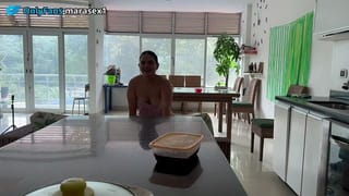 MARIDO CORNUDO MIRA FOLLAR a SU ESPOSA CON SU MEJOR AMIGO