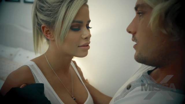 Tyler Nixon and Jessa Rhodes