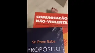 @tici_feet Tici Feet Wearing Havaianas and Showing my Books