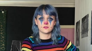 Alice makes Custard and Tells Wacky Stories