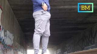 JAKOL SA MAY RILES NG TRAIN - Pornhub Gay