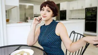 Gorgeous MILF Jessica Ryan had just Discovered Online PORN and now she is Craving it more and more