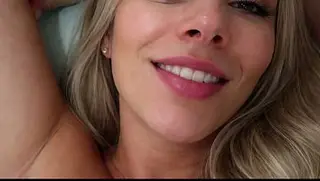 Apartment Boxing porn video – I'm fucking my best friend's wife. He left for work and I went into the apartment to doggy-style with her, and I want her ass! UNPROTECTED SEX