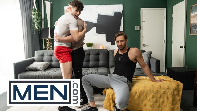 MEN - Michael Vente Sucks his Date's Roommate Dom King's Cock without him Noticing - Pornhub Gay