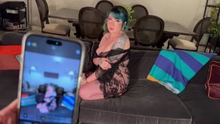 Casting Curvy: Photos Turns to Sex with Mom’s Friend the MILF next Door