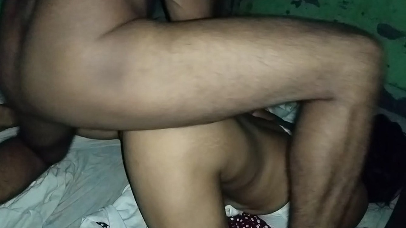 Busty ass Jharkhand village wife fucked from behind by husbandOct 12, 2025