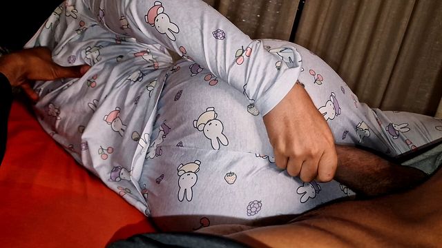 Mi Latina Stepsister Lies on my Bed and I can't help but get my Hard Cock Rubbing her Big Ass