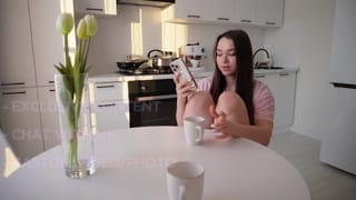 Stepsister Asked for a Photo Shoot. she Fucks her Water Brother for Good Pictures - Deluxe_Bitch
