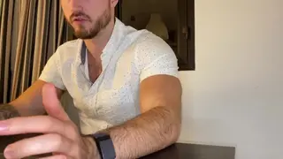 Straight to Gay Mindfuck Office Employee - Pornhub Gay