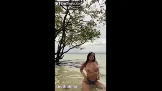 Luna Star: Outdoor Strip