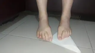 Feet Origami Lily