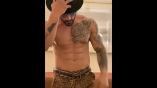 Wild and Sexy - Pornhub Gay