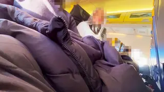 Dick Flash! the Passenger Girl in the Seat next to me gives me a Handjob on the Plane