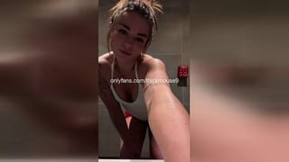 Buff 18yo Double Squirt Gym Leak