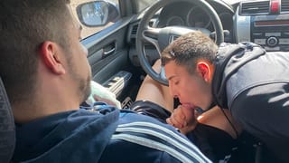 Latino Cutie with Awesome Body Uriel Simon Eats Dick for a Free Taxi Ride - Dick Rides - Pornhub Gay