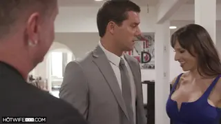 Full Video - HOTWIFEXXX - Big Ass Busty Wife Fucks Hot Real Estate Agent With Husband Watching (Lexi Luna)