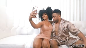 Sultry ebony MILF hot video