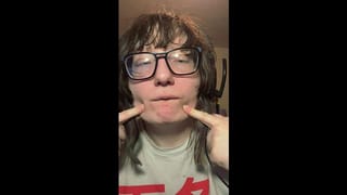 Cute Gamer Making Silly Faces!!