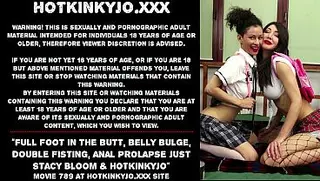 Footing porn video – Full foot in the butt, belly bulge, double fisting, anal prolapse just Stacy Bloom & Hotkinkyjo