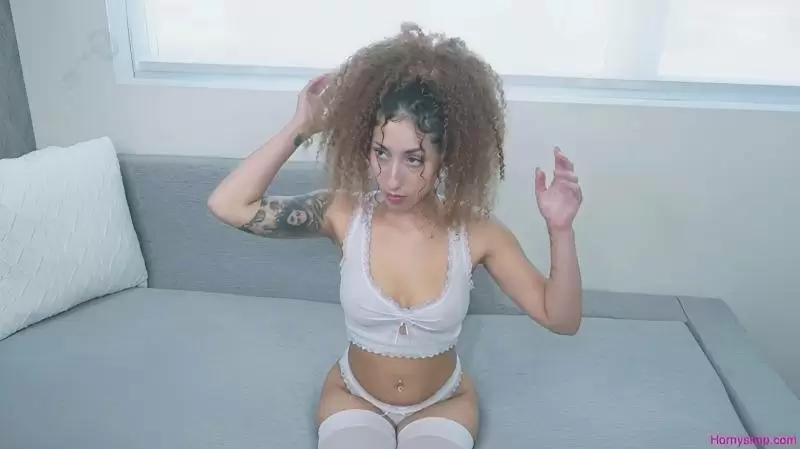 h1 style font size 16px Baddie Wants To Take Strokes h1
