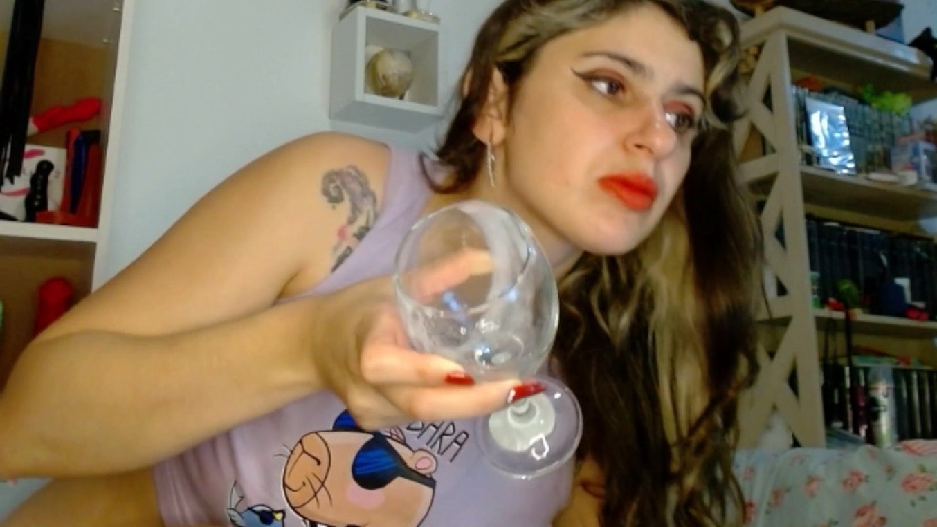 Tasting the cum of my ass after a hard anal pounding