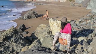 Getting myself off Watching HOT Couple FUCK on the Beach