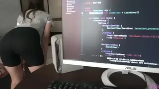 HER ASS WAS MORE INTERESTING... - via Hub