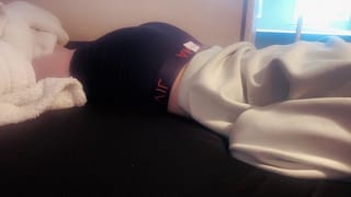床オナ擦り付けヘコヘコ射精♡プリティでキュートなお尻をふりふりプリプリ♡