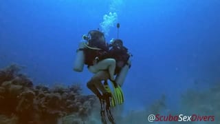 Fucking under the Sea, Part 1 - we almost got Caught by a Group of Divers!