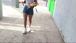 Vendedora Ambulante de Mazapanes termina en el Hotel con un Desconocido... ¡De la CALLE al Hotel!
